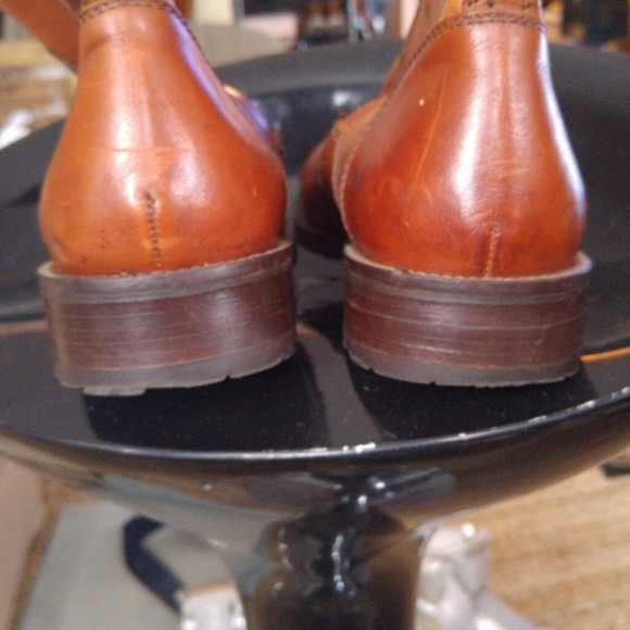 Boot - Picture 3 of 7